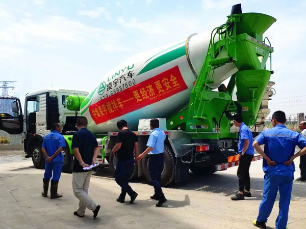 中集凌宇攪拌車全國巡展繼續(xù)：出征安徽，這一組合果然豪橫！