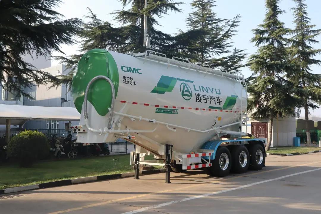 我要偷偷升級(jí)，然后驚艷所有人