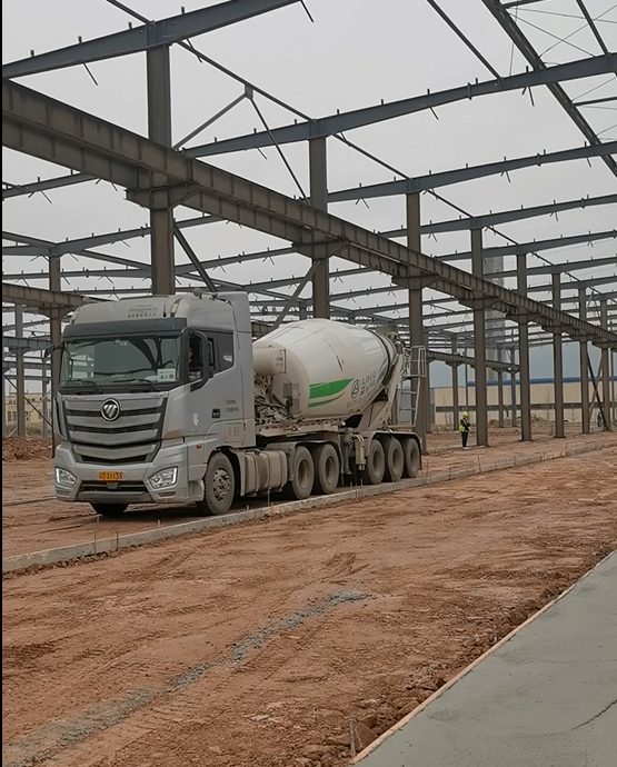 半掛攪拌車(chē)