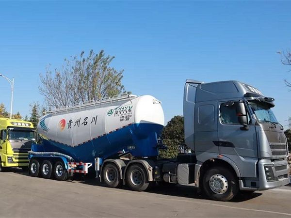 這個(gè)冬天玩轉(zhuǎn)“色彩穿搭”，凌宇多彩粉罐向黔出發(fā)